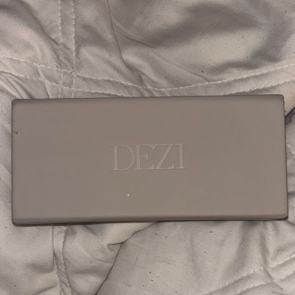 DEZI Beige Rectangular Box - Picture 3 of 4